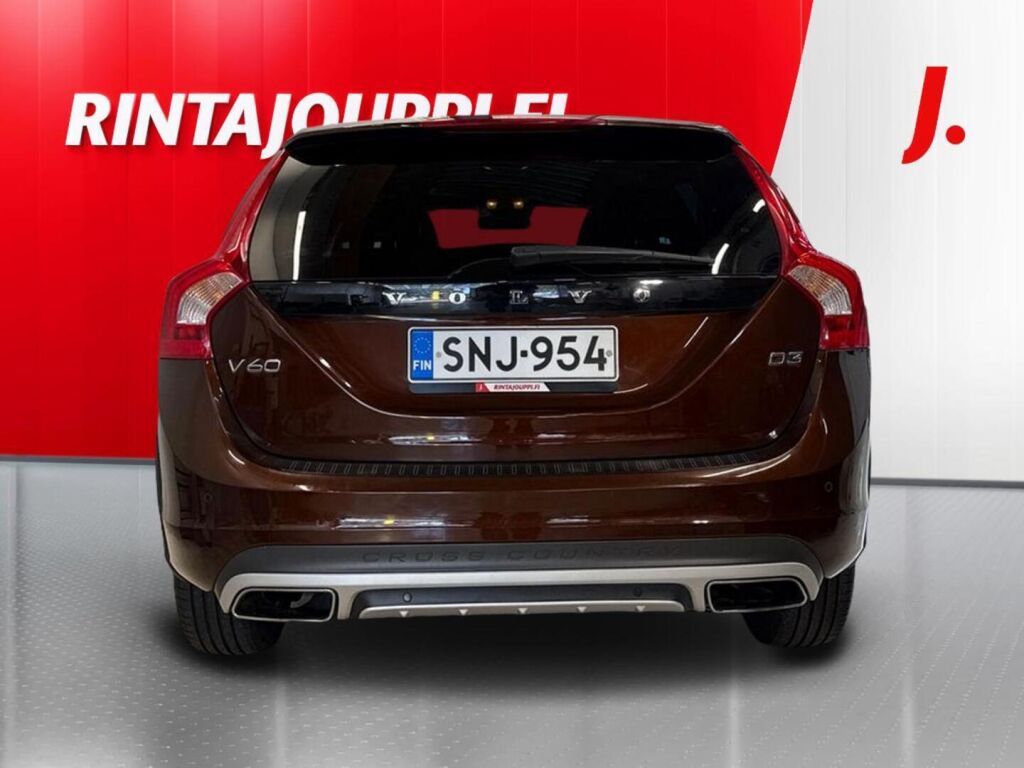 Volvo V60 Cross Country 2015 Punainen