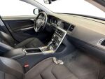 Volvo V60 Cross Country 2015 Punainen