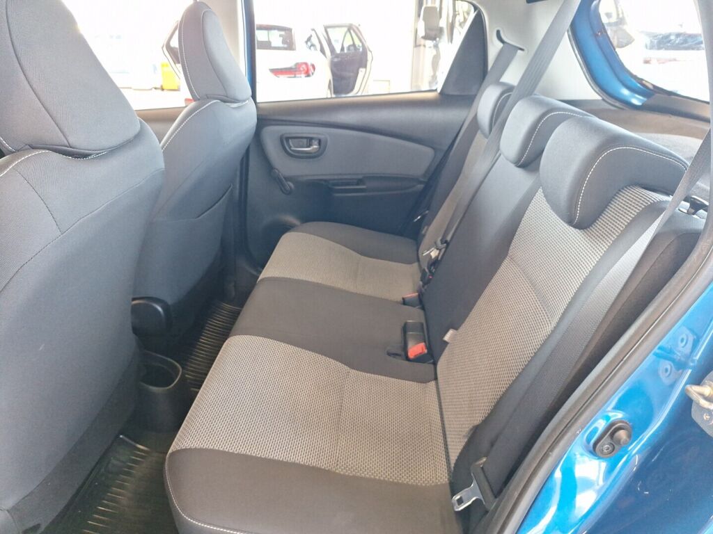 Toyota Yaris 2015 Sininen