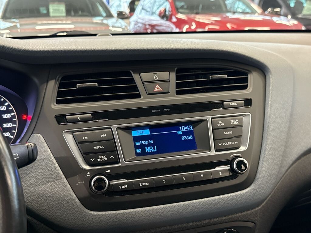 Hyundai i20 5d 2015 Valkoinen