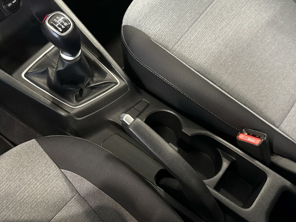 Hyundai i20 5d 2015 Valkoinen