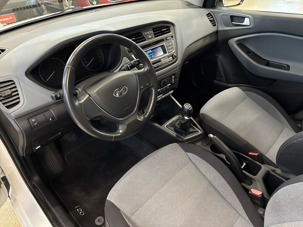 Hyundai i20 5d 2015 Valkoinen