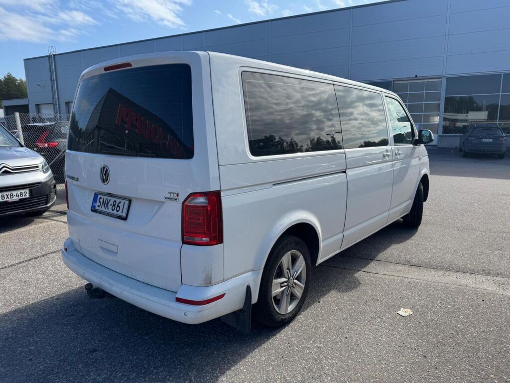 Volkswagen Caravelle 2016 Valkoinen