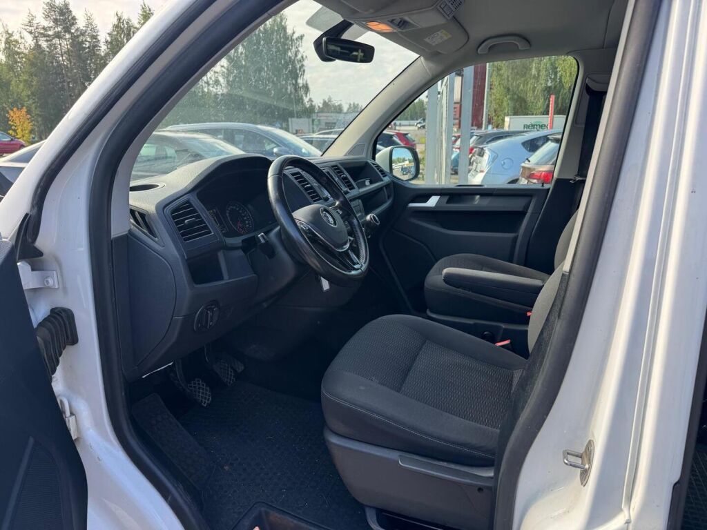 Volkswagen Caravelle 2016 Valkoinen