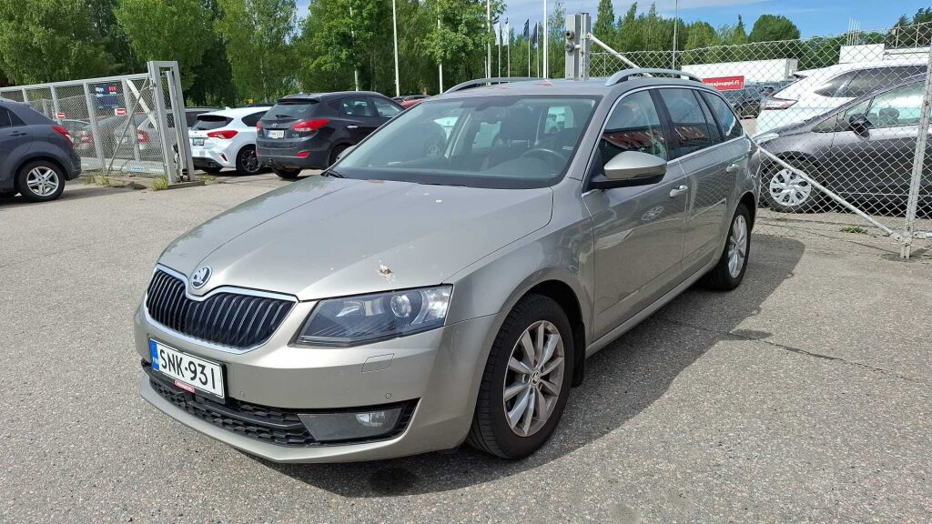 Skoda Octavia 2015 Ruskea (beige)