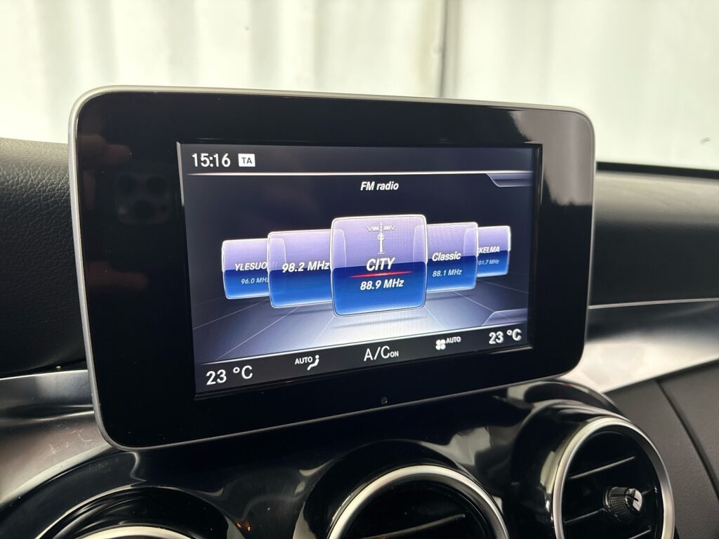 Mercedes-Benz C 2015 Musta