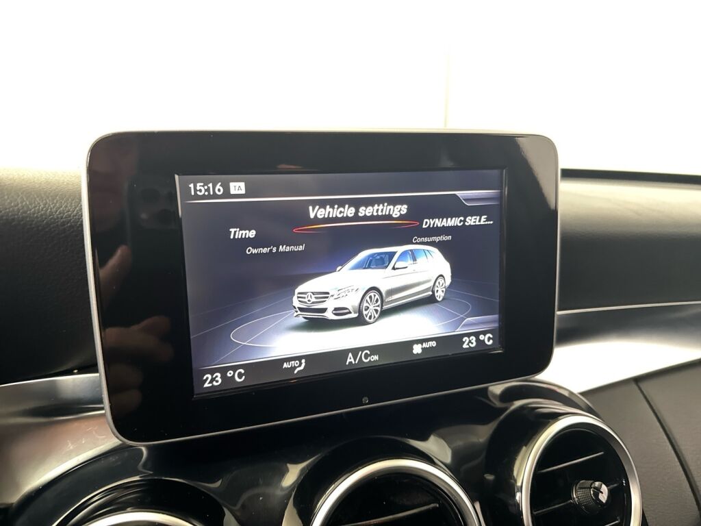 Mercedes-Benz C 2015 Musta