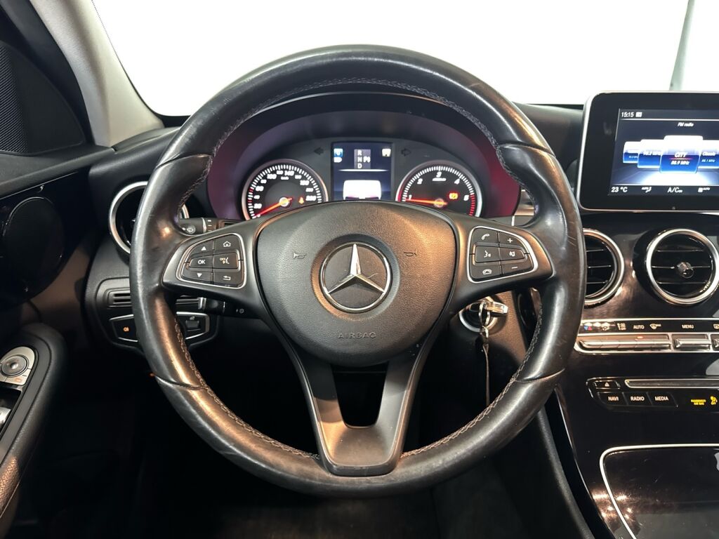 Mercedes-Benz C 2015 Musta