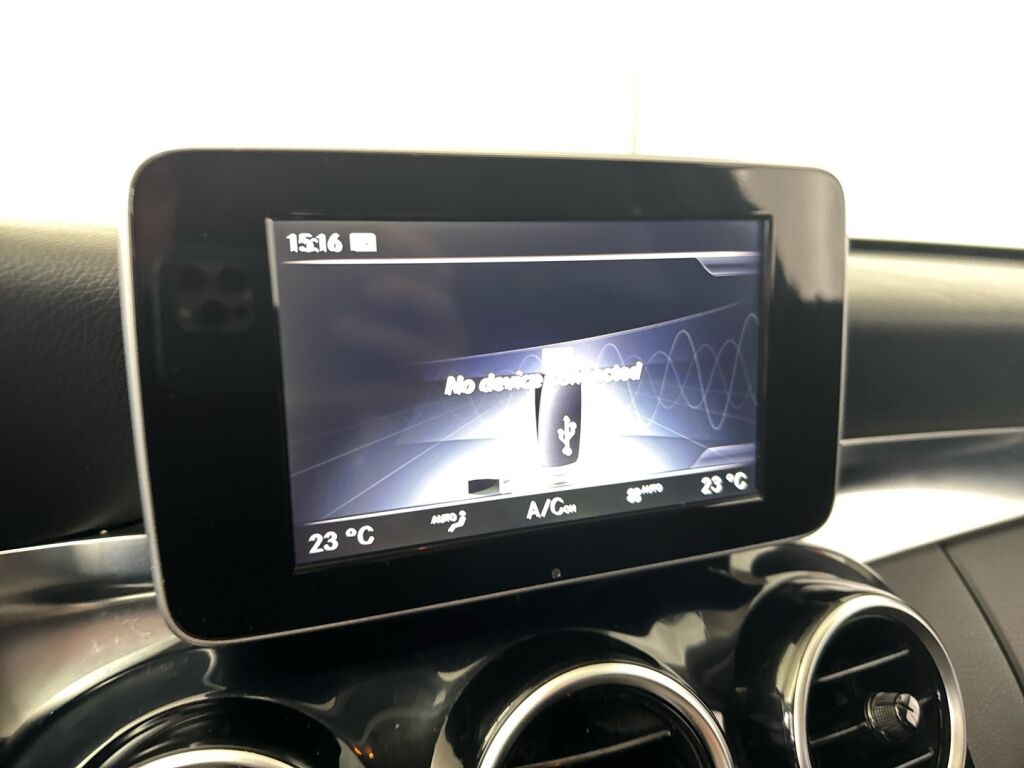 Mercedes-Benz C 2015 Musta