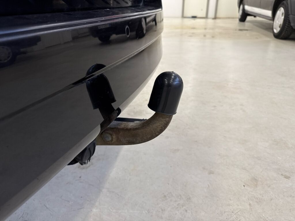 Skoda Fabia 2015 Musta