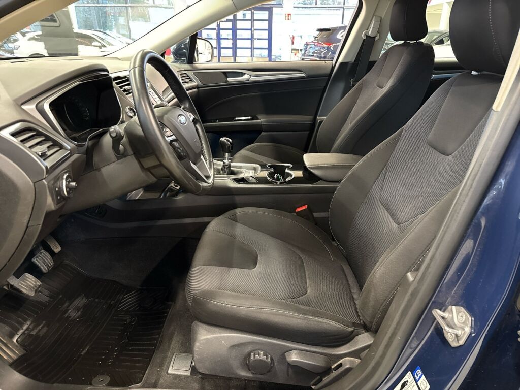 Ford Mondeo 2015 Sininen