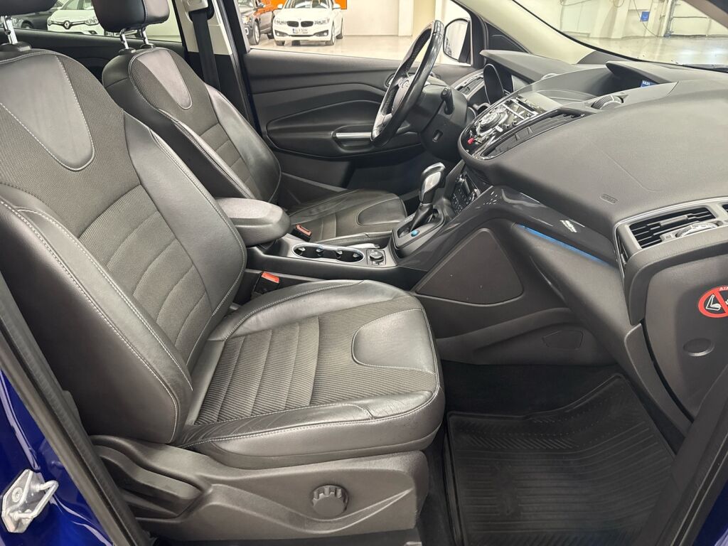 Ford Kuga 2016 Sininen