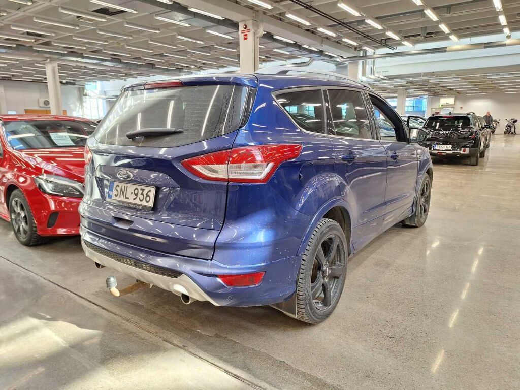 Ford Kuga 2016 Sininen