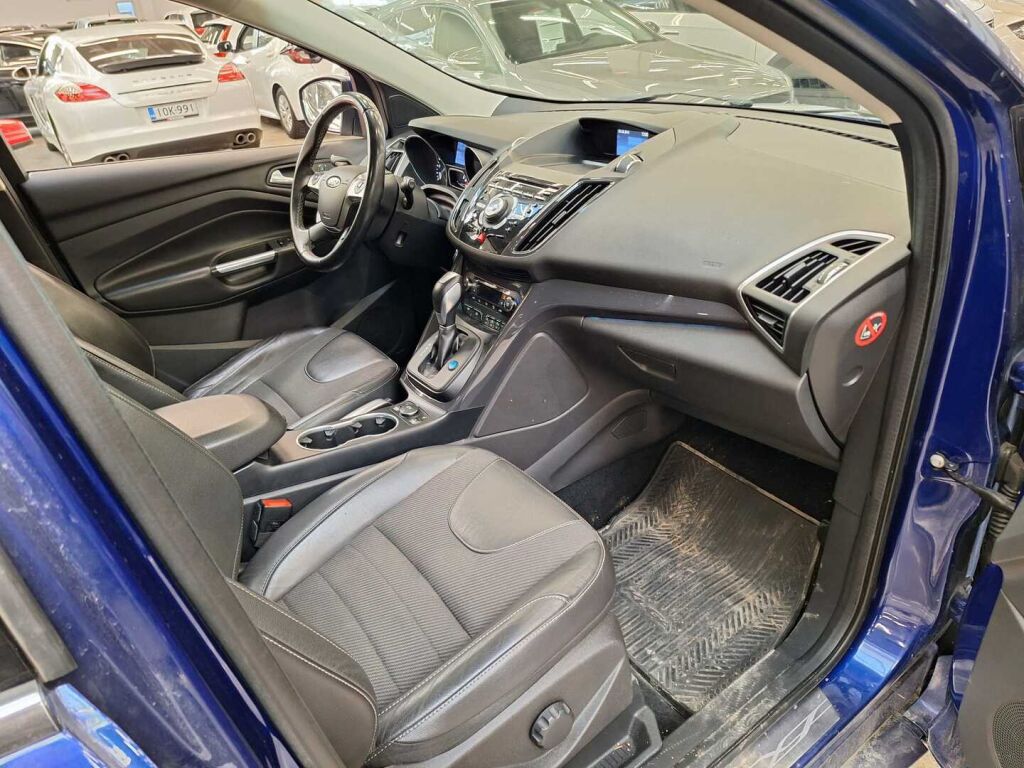 Ford Kuga 2016 Sininen