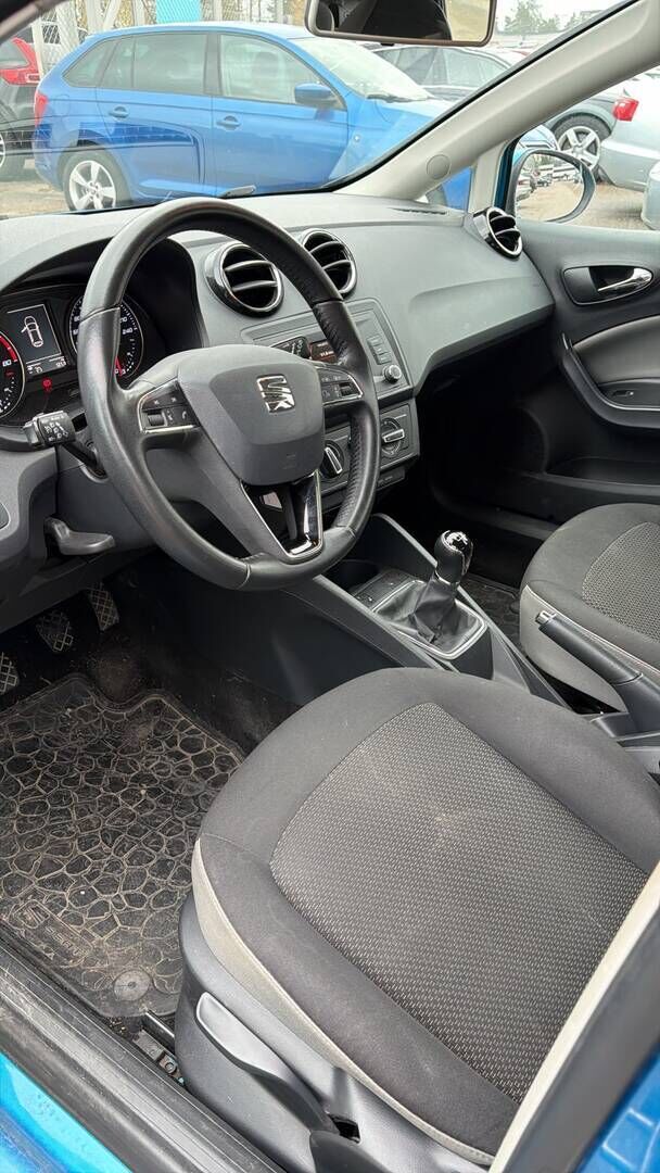 Seat Ibiza ST 2015 Sininen