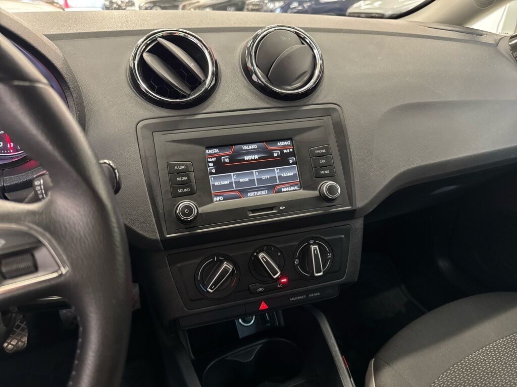 Seat Ibiza ST 2017 Harmaa