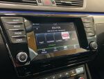 Skoda Superb 2015 Musta
