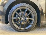 Skoda Superb 2015 Musta