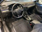 Skoda Superb 2015 Musta