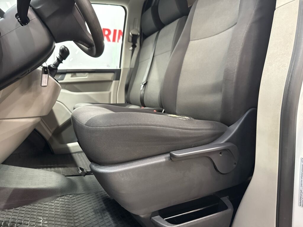 Volkswagen Transporter 2016 Valkoinen