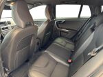 Volvo V60 2016 Musta