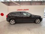 Volvo V60 2016 Musta