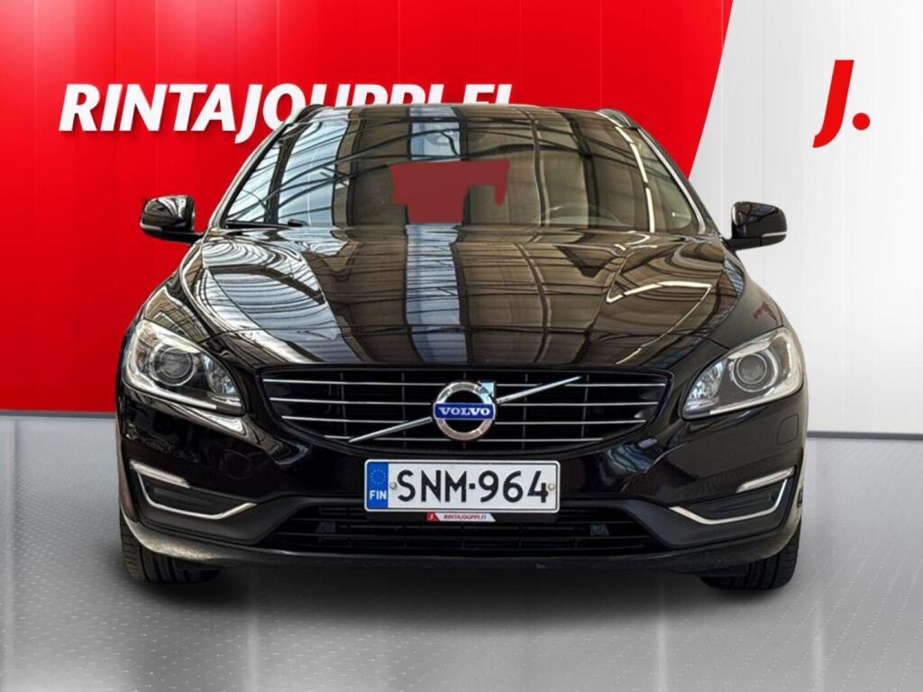 Volvo V60 2016 Musta