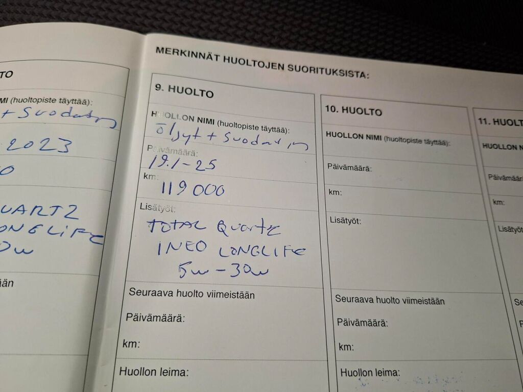 Hyundai i30 Wagon 2016 Ruskea (beige)