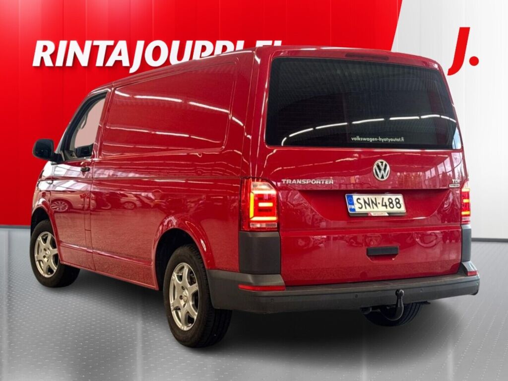Volkswagen Transporter 2015 Punainen