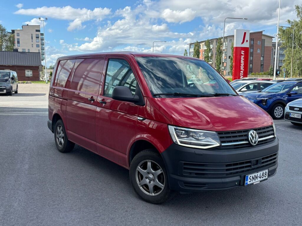 Volkswagen Transporter 2015 Punainen