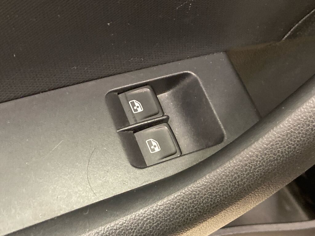 Seat Toledo 2015 Musta