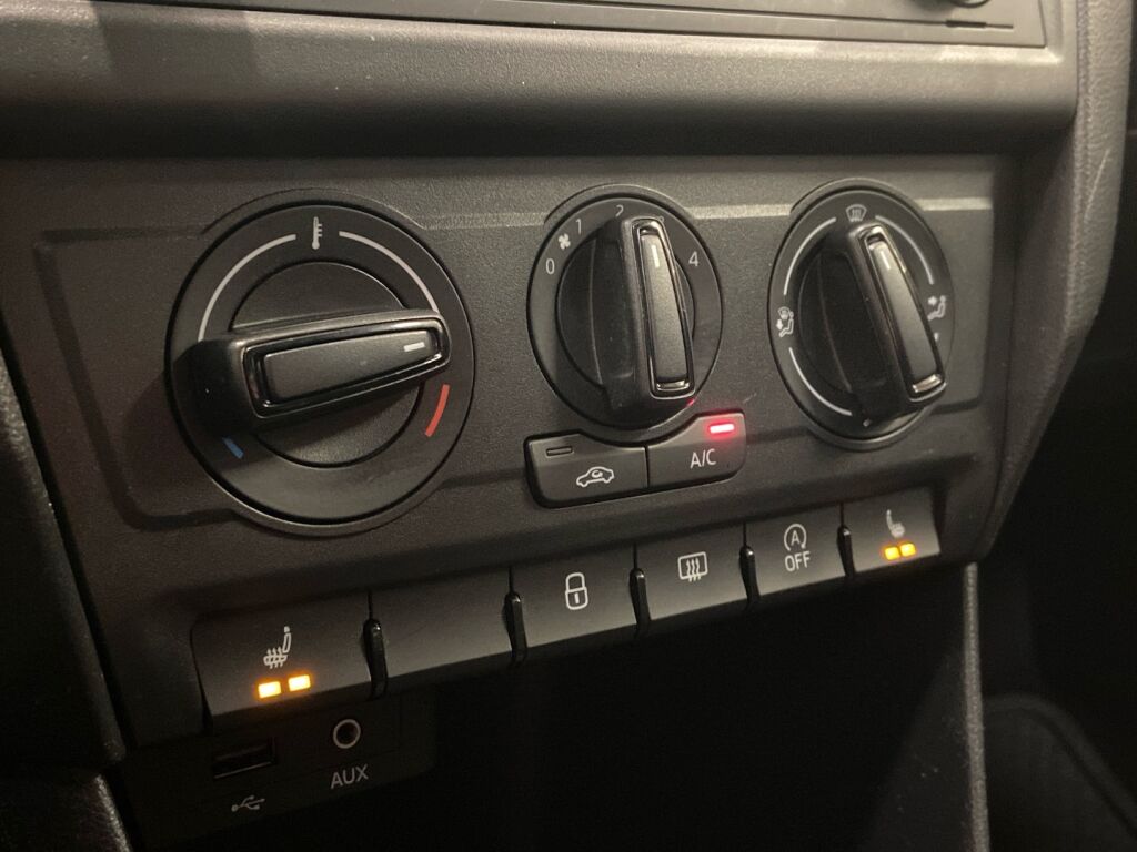 Seat Toledo 2015 Musta