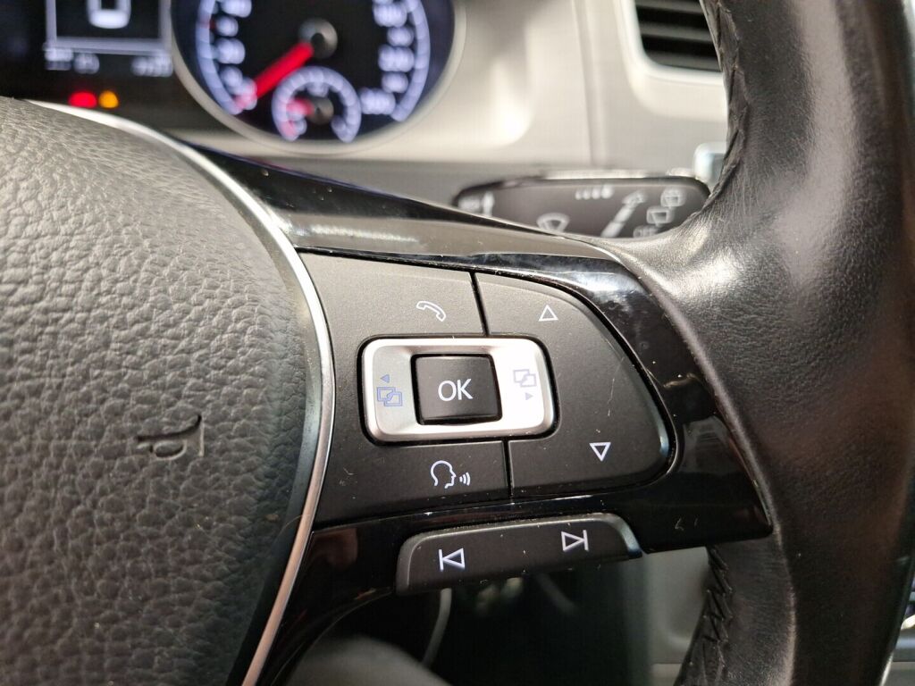 Volkswagen Golf 2016 Harmaa