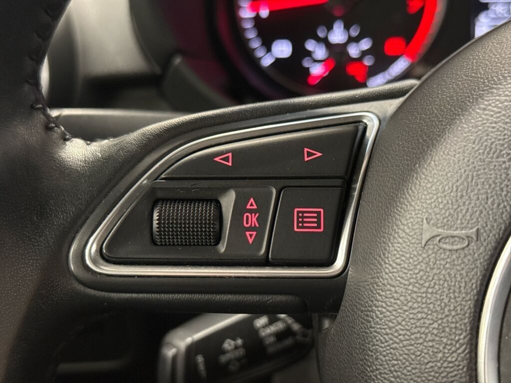 Audi A1 2015 Punainen