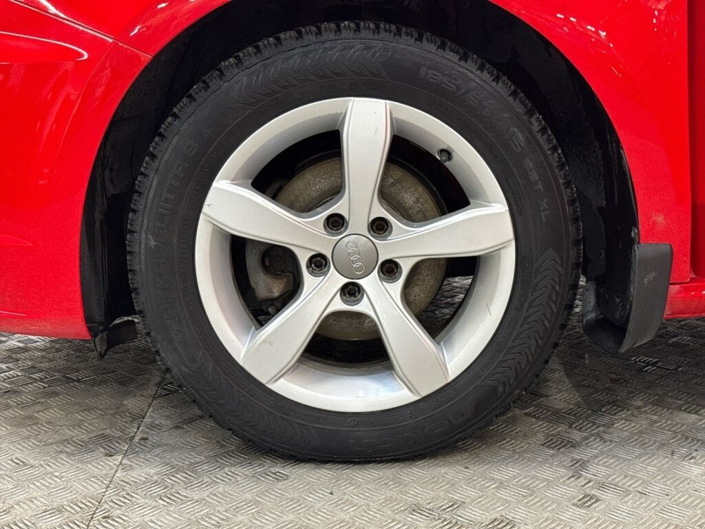 Audi A1 2015 Punainen