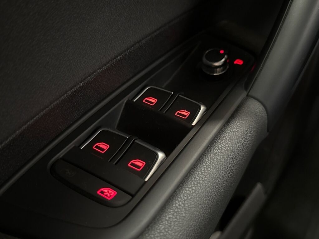 Audi A1 2015 Punainen