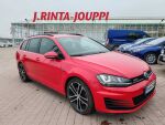 Volkswagen Golf 2016 Punainen