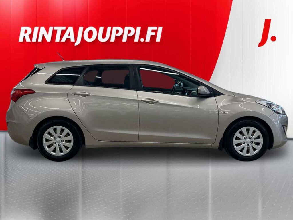 Hyundai i30 1,4 6MT ISG Classic 2016, kuva 6/19