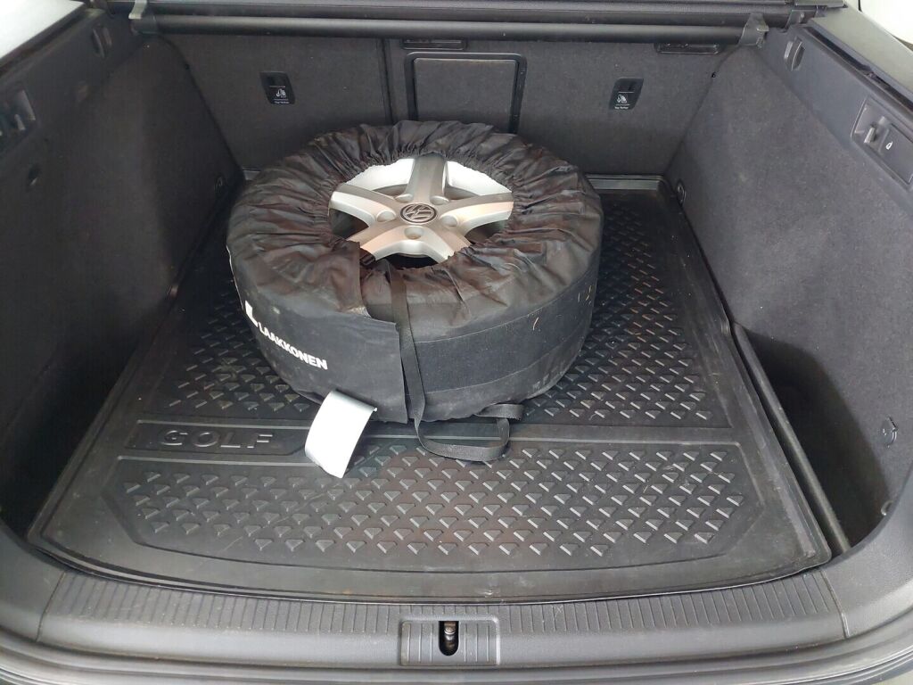 Volkswagen Golf 2016 Harmaa