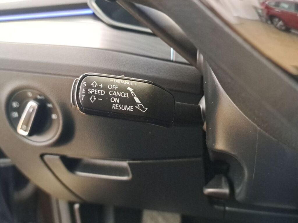 Skoda Superb 2016 Ruskea (beige)