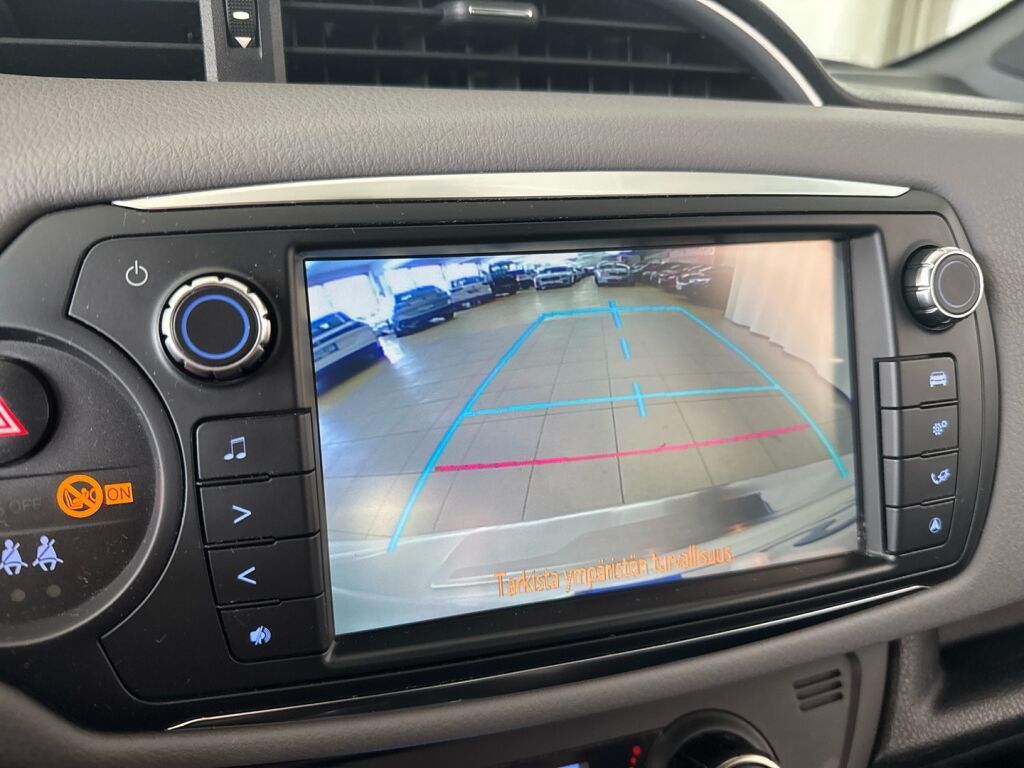 Toyota Yaris 2016 Valkoinen