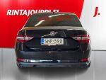 Skoda Superb 2016 Musta