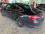 Skoda Superb 2016 Musta
