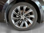 Skoda Superb 2016 Musta