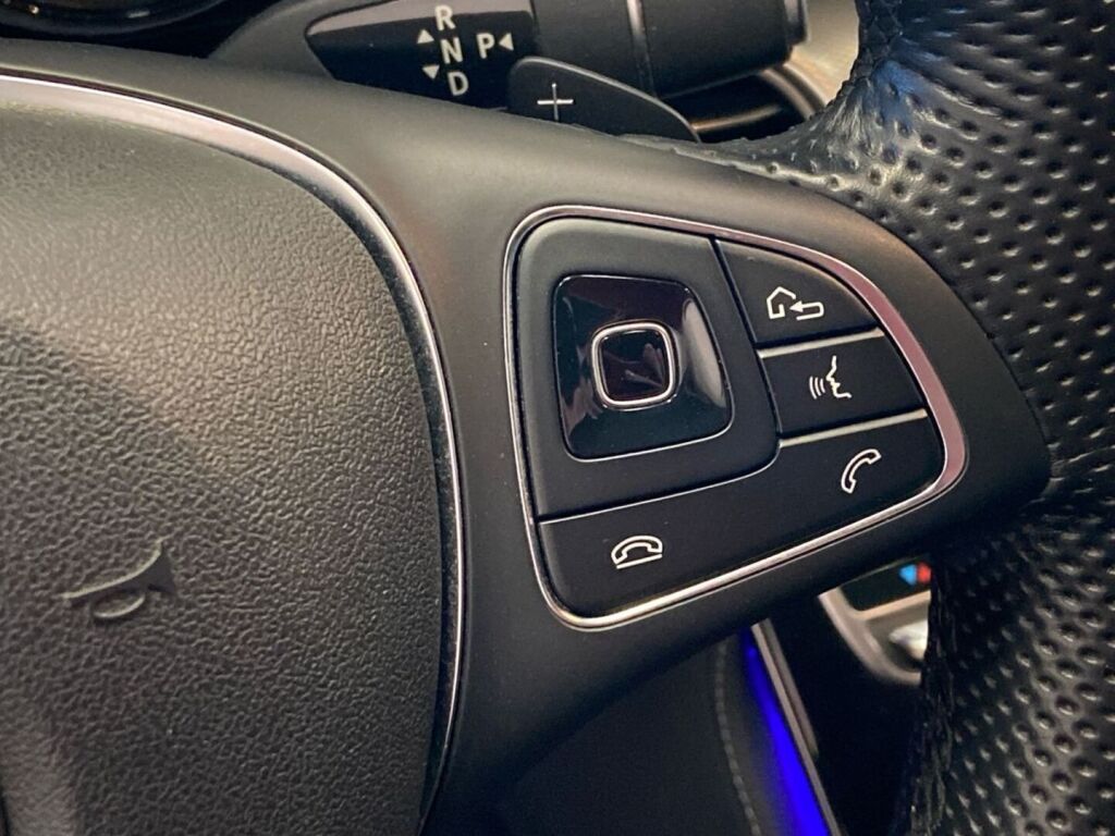 Mercedes-Benz E 2017 Valkoinen