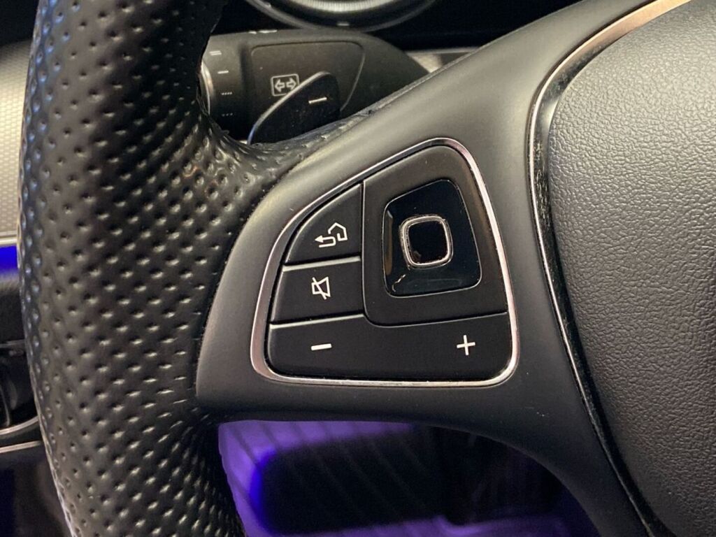 Mercedes-Benz E 2017 Valkoinen
