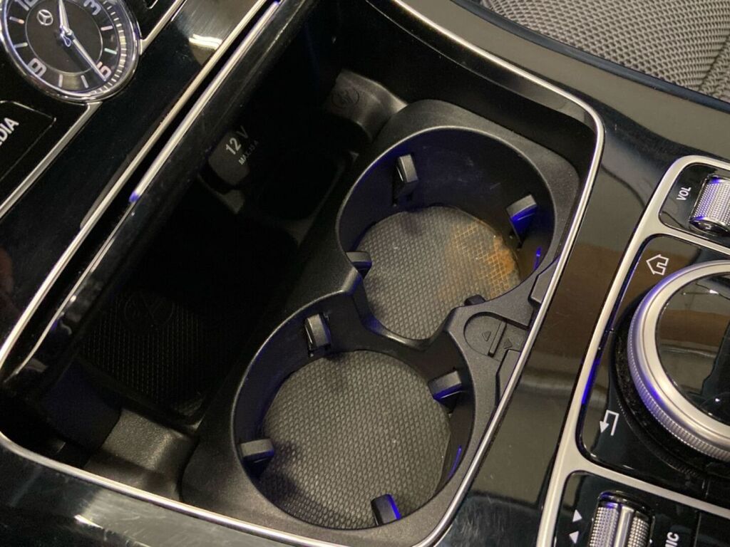 Mercedes-Benz E 2017 Valkoinen
