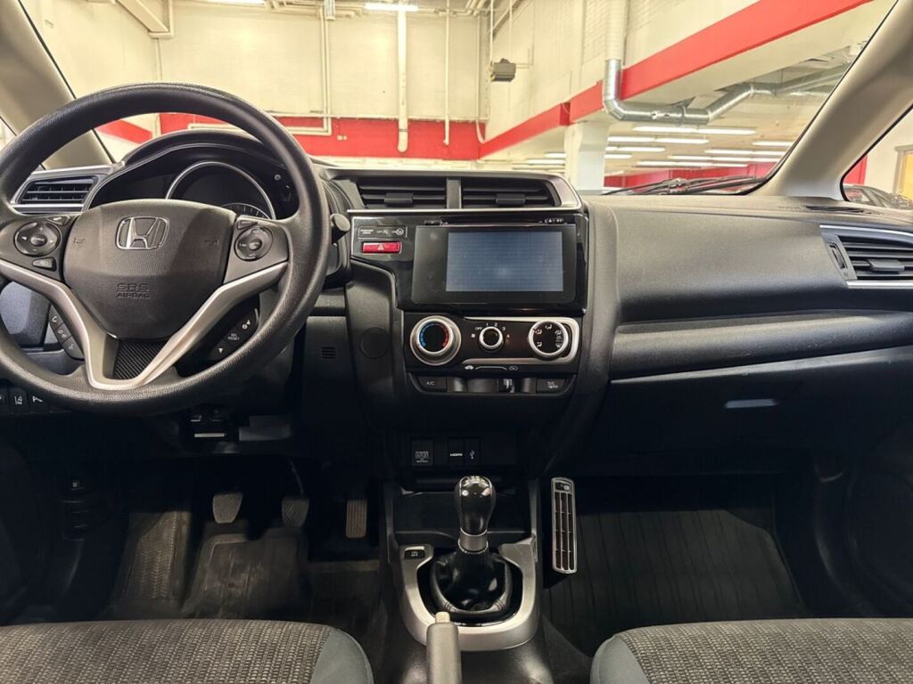 Honda Jazz 2016 Punainen