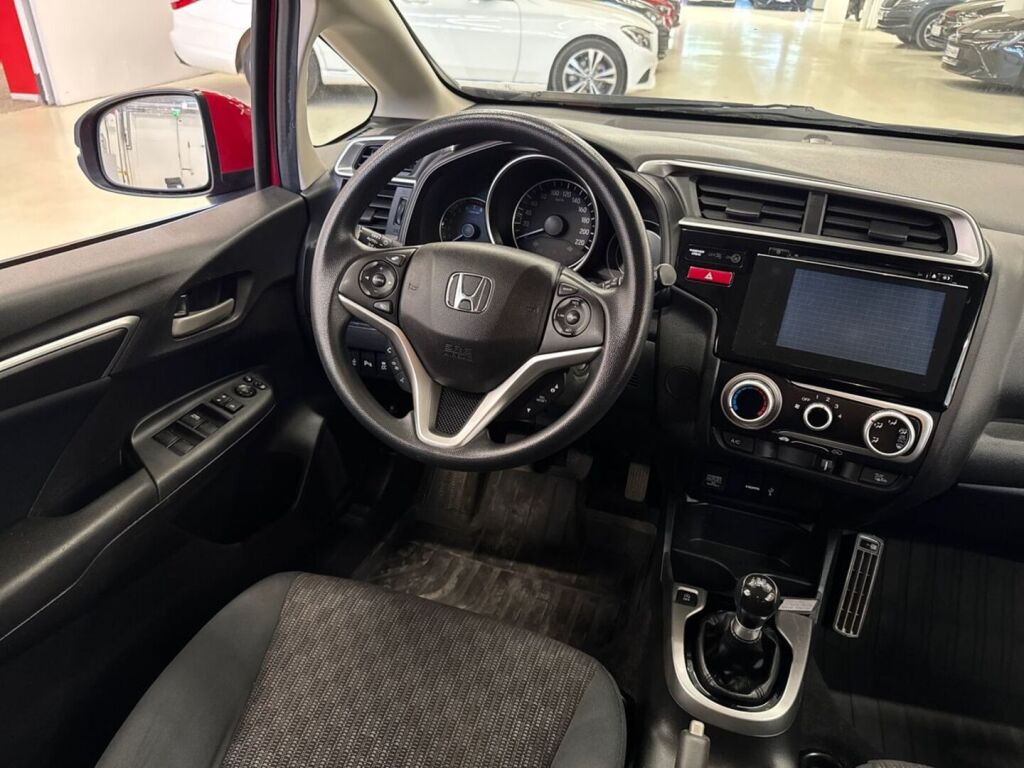 Honda Jazz 2016 Punainen