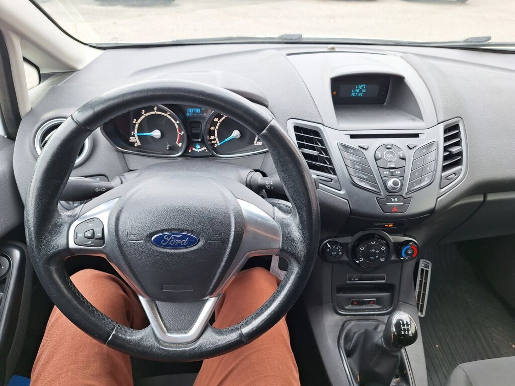 Ford Fiesta 2016 Valkoinen